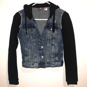 H&M Jean Black Hoodie Jacket NWOT Size 6 (runs small!)